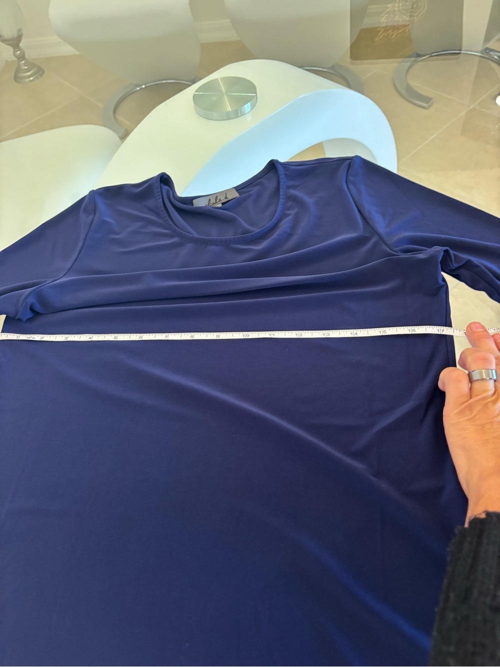 Akris Punto Navy Scoop Neck Stretch Top - Picture 7 of 7